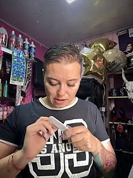 TamySweetness online show from September 19, 2025, 4:44 pm