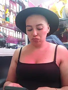 TamySweetness online show from February 8, 2025, 4:46 pm