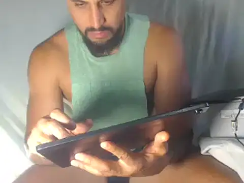 Snapshot of sebasx412 chatting on October 17, 2025, 8:10 pm sebasx412 online show from October 17, 2025, 8:10 pm