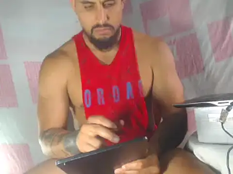 Snapshot of sebasx412 chatting on October 16, 2025, 9:01 pm sebasx412 online show from October 16, 2025, 9:01 pm