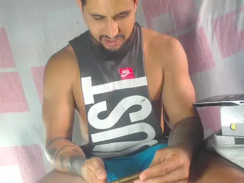 Snapshot of sebasx412 chatting on October 6, 2025, 8:20 pm sebasx412 online show from October 6, 2025, 8:20 pm