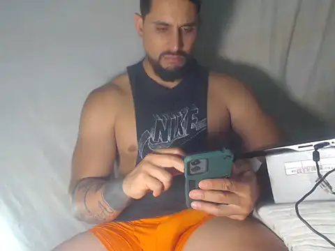 sebasx412 online show from December 22, 2025, 11:27 pm