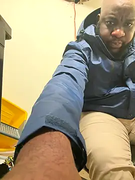 Snapshot of africandickxxl chatting on September 29, 2025, 3:17 pm africandickxxl online show from September 29, 2025, 3:17 pm