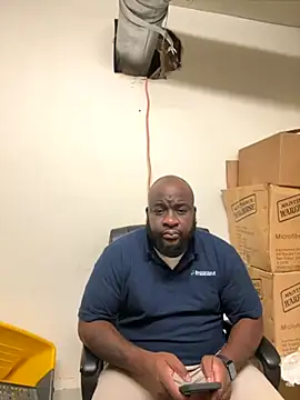 Snapshot of africandickxxl chatting on October 2, 2025, 1:36 pm africandickxxl online show from October 2, 2025, 1:36 pm