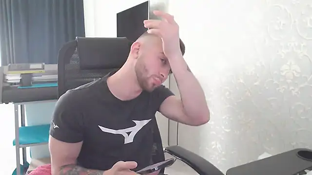 Snapshot of Marselle_Laker chatting on March 22, 2025, 9:13 am Marselle Laker online show from March 22, 2025, 9:13 am