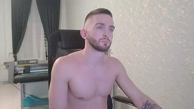 Snapshot of Marselle_Laker chatting on March 1, 2025, 11:47 pm Marselle Laker online show from March 1, 2025, 11:47 pm