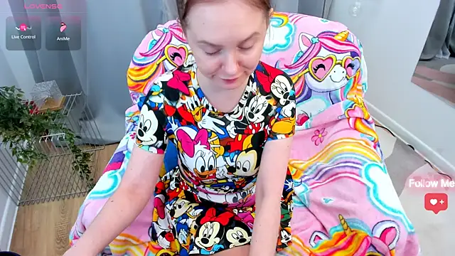 JannaVerdi  online show from April 7, 2026, 6:37 am