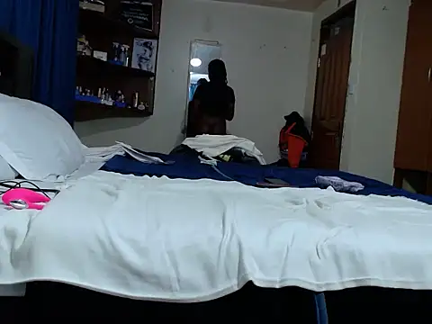 Snapshot of miss_barbiee chatting on December 5, 2025, 8:39 pm miss barbiee online show from December 5, 2025, 8:39 pm