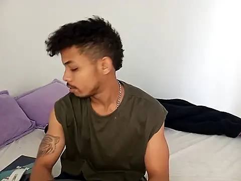 danidiazto2023 online show from February 17, 2025, 6:06 pm