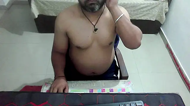 rentarob online show from March 22, 2026, 4:19 pm