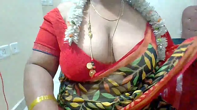 archanatelugu9 online show from October 18, 2025, 7:10 am