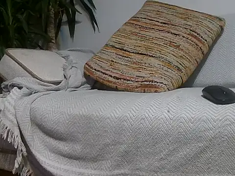 Snapshot of reslerkek31 chatting on October 24, 2025, 8:41 pm reslerkek31 online show from October 24, 2025, 8:41 pm