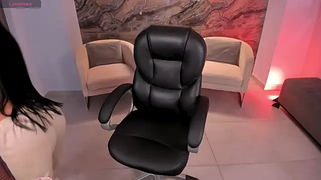 Snapshot of MileyCruz_ chatting on October 3, 2025, 8:54 pm MileyCruz  online show from October 3, 2025, 8:54 pm