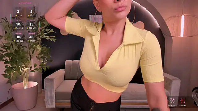 BiancaPierce online show from February 25, 2025, 6:01 pm