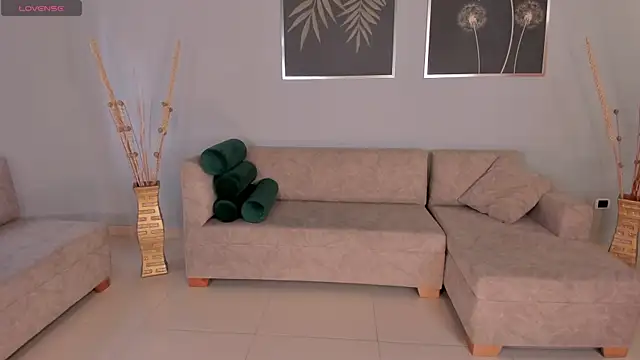 Snapshot of BiancaPierce chatting on October 4, 2025, 11:56 am BiancaPierce online show from October 4, 2025, 11:56 am