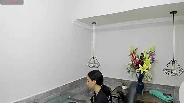 Snapshot of LucianaCarter chatting on October 21, 2025, 3:39 am LucianaCarter online show from October 21, 2025, 3:39 am