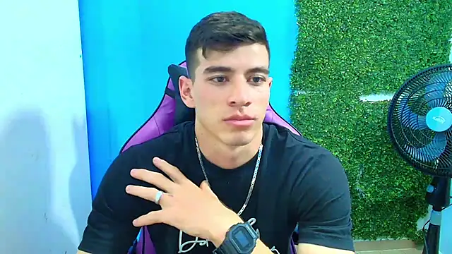 DEIBY BABY online show from January 22, 2025, 1:20 am