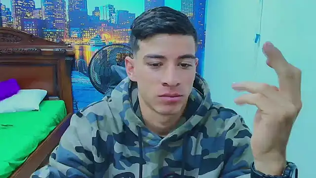 DEIBY BABY online show from December 5, 2025, 8:28 pm