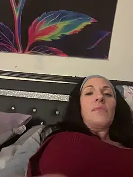 Snapshot of DominiqueX0 chatting on April 28, 2026, 8:52 am DominiqueX0 online show from April 28, 2026, 8:52 am