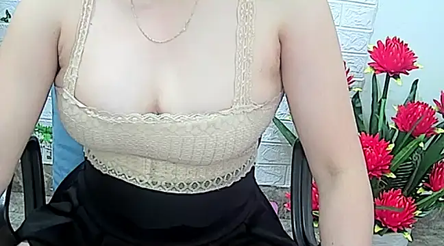 Jasmine798 online show from February 24, 2025, 7:11 am