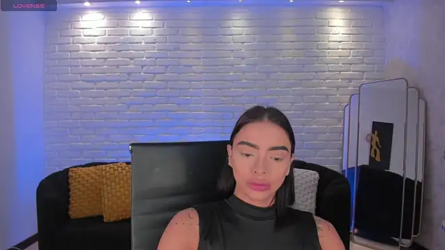MaraRicci online show from February 19, 2025, 2:33 am