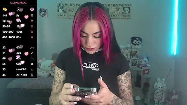 abbie stone online show from April 17, 2026, 7:49 pm