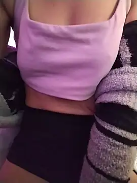 Snapshot of LissaThompsom chatting on March 3, 2026, 2:02 pm LissaThompsom online show from March 3, 2026, 2:02 pm