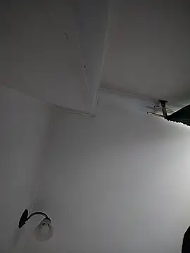 Snapshot of LissaThompsom chatting on February 16, 2026, 3:10 pm LissaThompsom online show from February 16, 2026, 3:10 pm