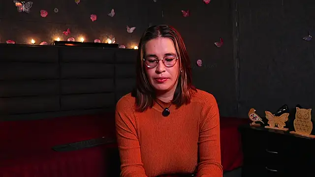 kathieandpovcock1 online show from September 21, 2025, 1:38 pm