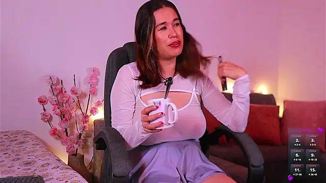 Snapshot of kathieandpovcock1 chatting on January 19, 2026, 2:10 pm kathieandpovcock1 online show from January 19, 2026, 2:10 pm