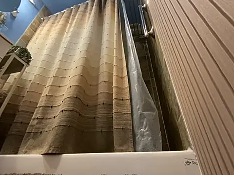 carlosxxx213 online show from January 16, 2026, 12:20 pm