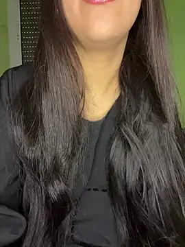 Mayacrayzi online show from March 27, 2026, 8:48 am