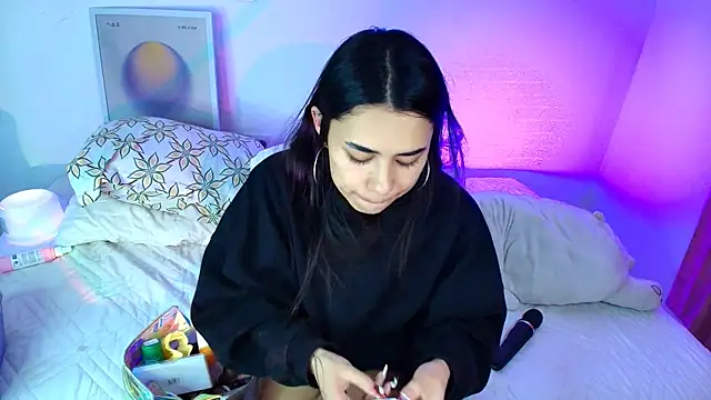 AmyOlimpo online show from April 4, 2026, 1:45 am