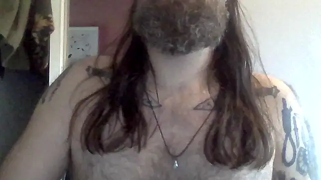 Snapshot of Thrillhouse chatting on October 2, 2025, 2:20 pm Thrillhouse online show from October 2, 2025, 2:20 pm