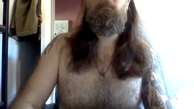 Snapshot of Thrillhouse chatting on September 26, 2025, 9:27 am Thrillhouse online show from September 26, 2025, 9:27 am