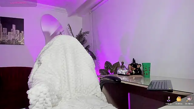 Snapshot of NebetColin chatting on November 11, 2025, 12:38 am NebetColin online show from November 11, 2025, 12:38 am