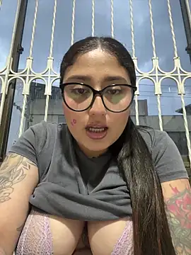 croftsmila online show from April 4, 2026, 11:00 pm