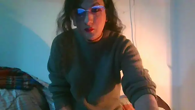 Snapshot of Miss_Gloria chatting on January 13, 2026, 6:45 pm Miss Gloria online show from January 13, 2026, 6:45 pm