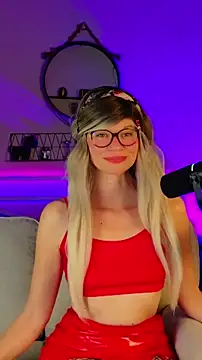 Kittychatte online show from May 17, 2026, 8:36 am