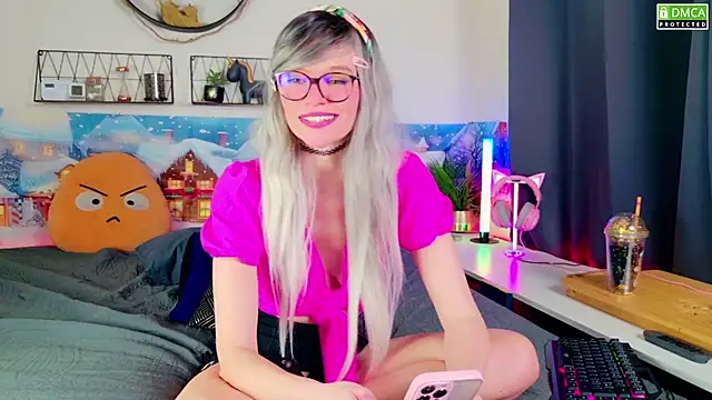 Kittychatte online show from January 5, 2025, 10:21 am