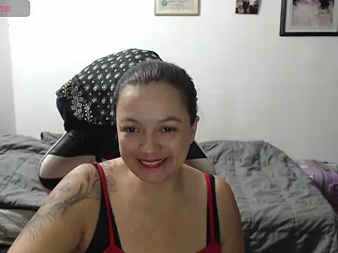 katty lorens online show from July 24, 2026, 4:41 am