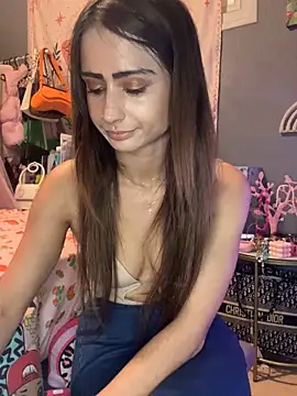 Snapshot of LaPetitechienne1 chatting on October 12, 2025, 5:14 pm LaPetitechienne1 online show from October 12, 2025, 5:14 pm