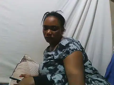 Snapshot of swt_wet_pus chatting on December 20, 2025, 9:28 pm swt wet pus online show from December 20, 2025, 9:28 pm