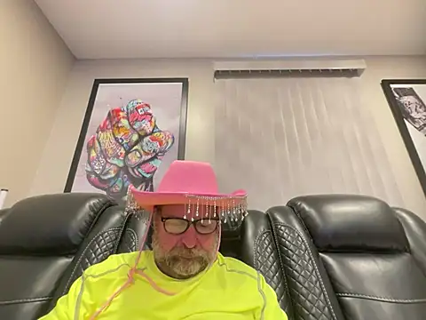 13B MasterGunner online show from June 7, 2026, 10:04 pm
