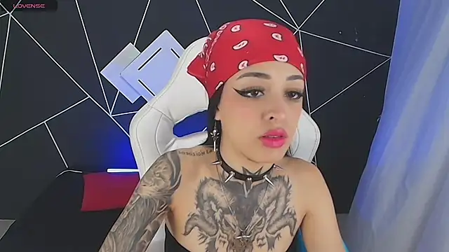 Snapshot of farichell chatting on October 26, 2025, 8:09 pm farichell online show from October 26, 2025, 8:09 pm