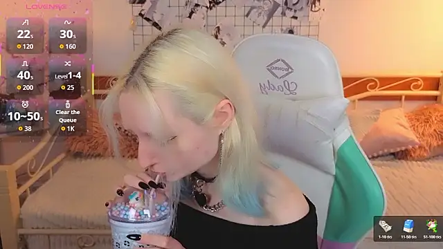 Katia Kim online show from March 9, 2026, 6:17 am