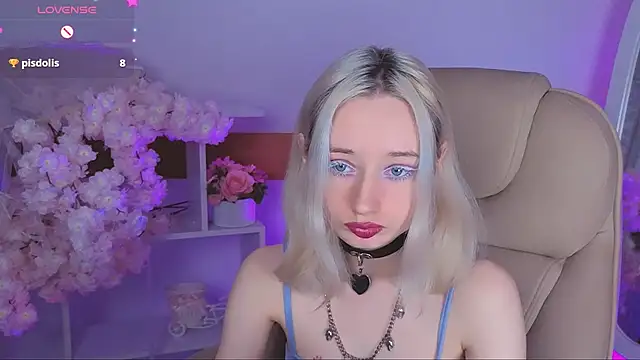 Katia Kim online show from December 21, 2025, 6:26 am