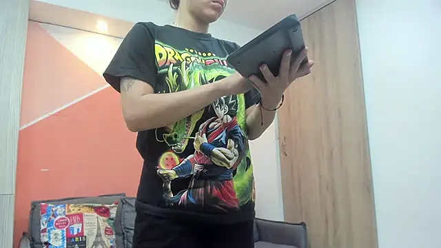 Snapshot of Mhelanny2 chatting on October 7, 2025, 4:19 pm Mhelanny2 online show from October 7, 2025, 4:19 pm