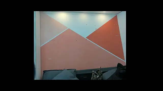 Snapshot of Mhelanny2 chatting on October 15, 2025, 6:05 pm Mhelanny2 online show from October 15, 2025, 6:05 pm