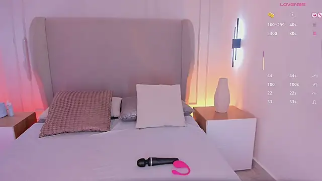 Snapshot of luisah_ chatting on October 31, 2025, 8:27 pm luisah online show from October 31, 2025, 8:27 pm